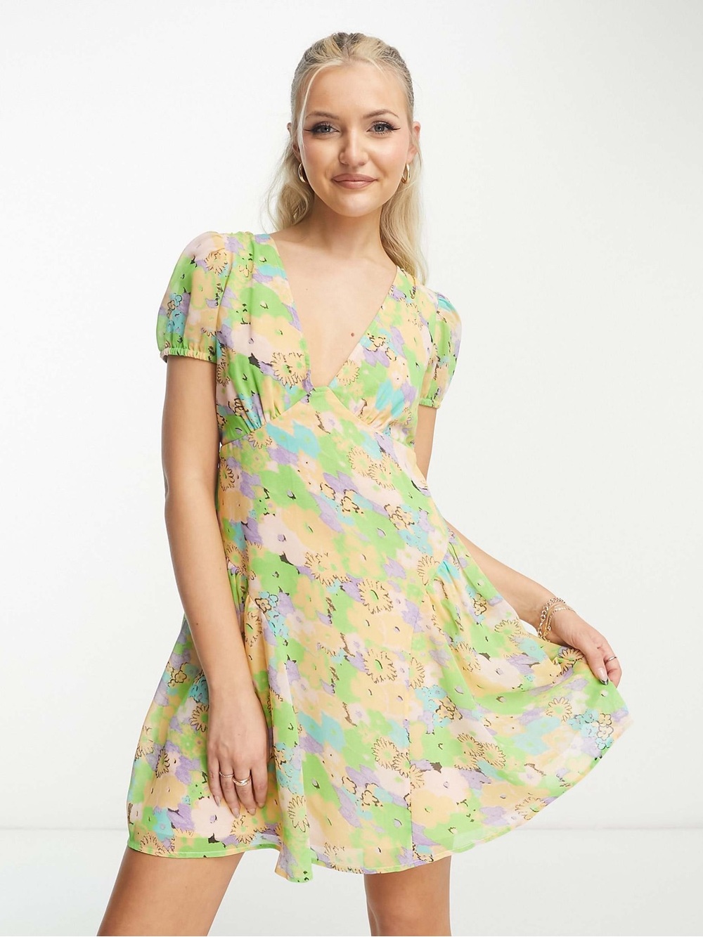 ASOS DESIGN Short Sleeve V-neck Chiffon Mini Dress Floral Print Size 0